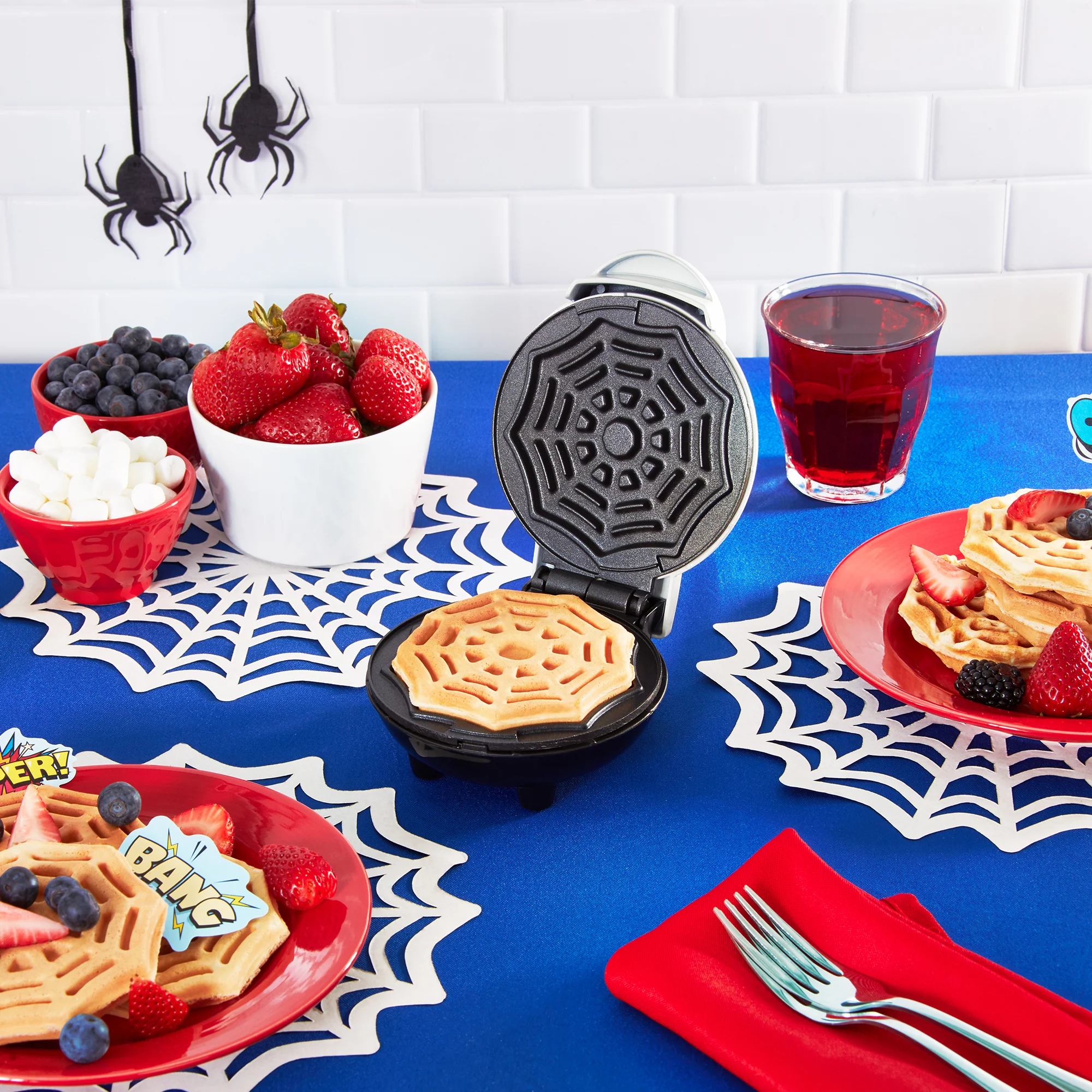 Spider Web Mini Waffle Maker - Image 4