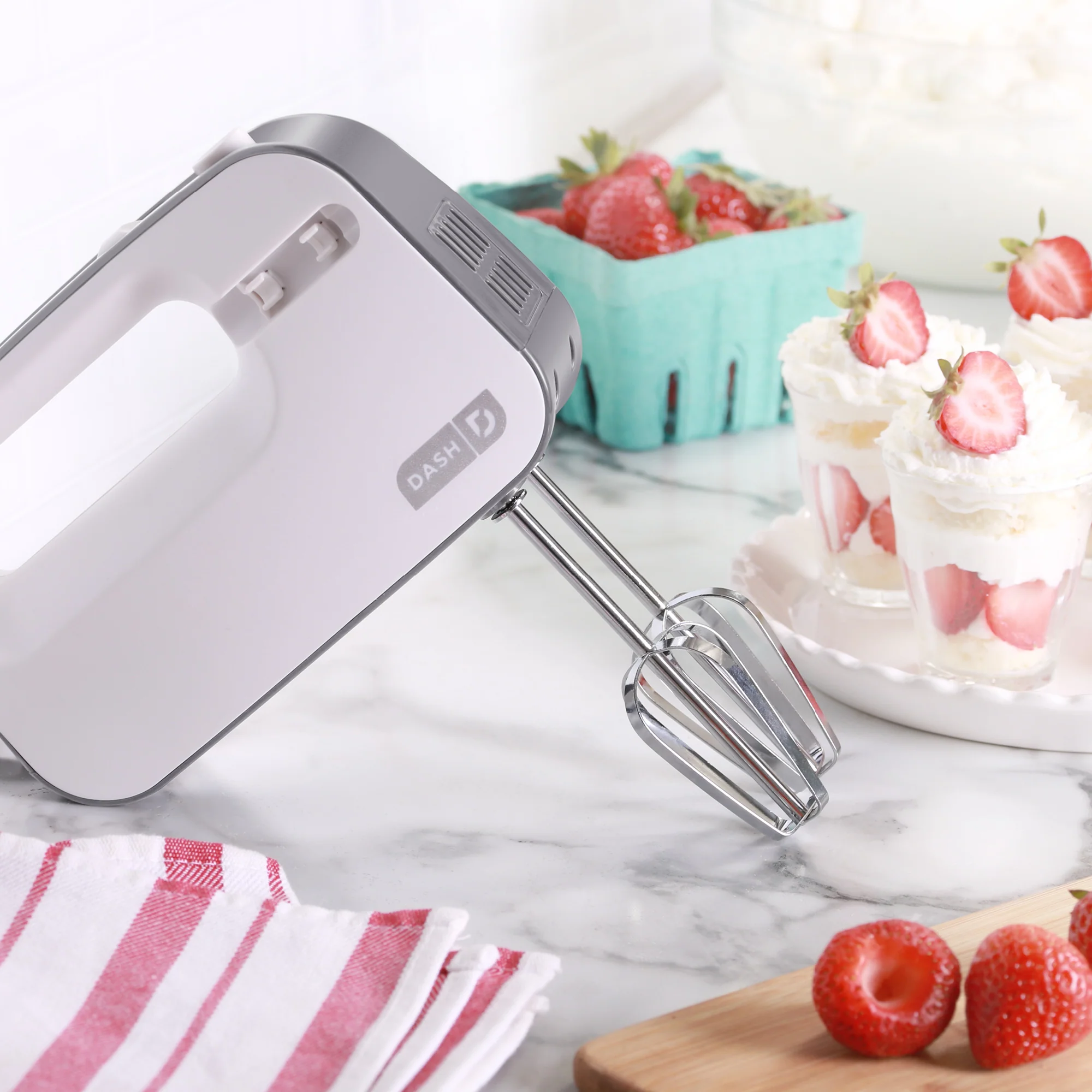 SmartStore® Hand Mixer - Image 3